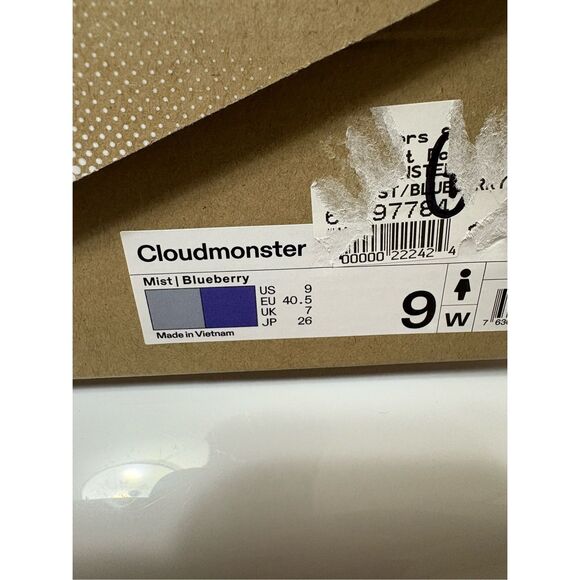 Size 9 - Women’s On Cloudmonster white/red shoes - Picture 7 of 7